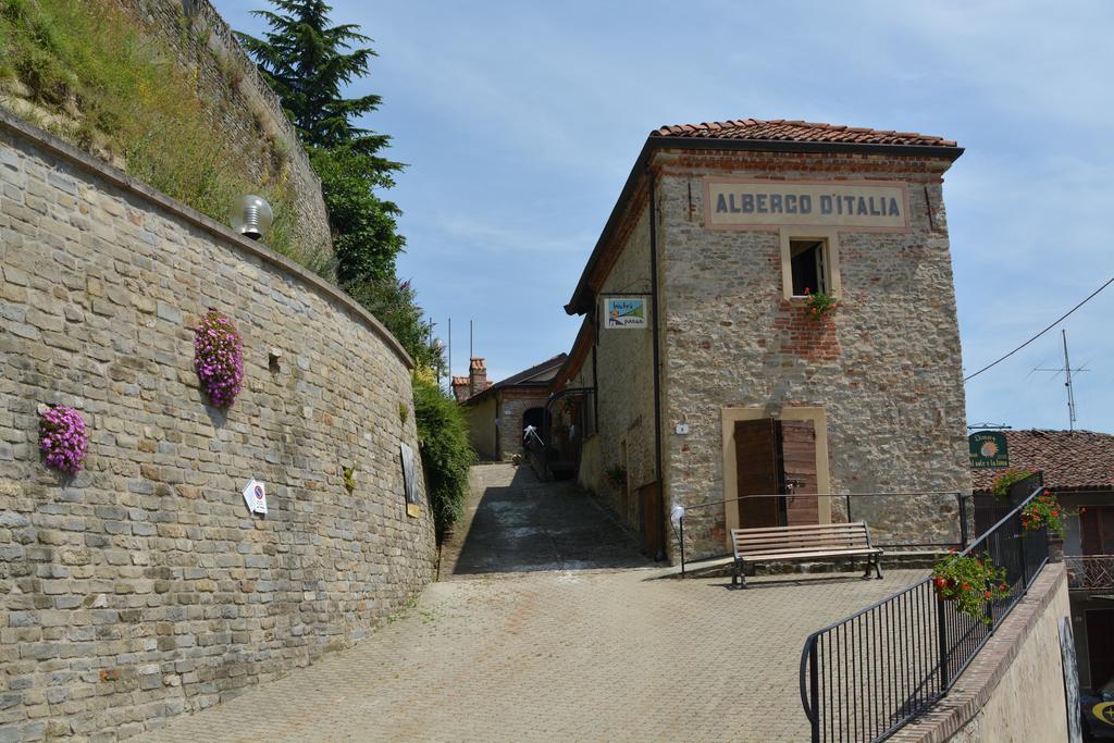 Dimora Storico Romantica Il Sole E La Luna Cerretto Langhe Esterno foto
