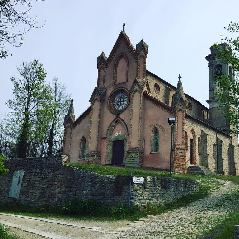 Dimora Storico Romantica Il Sole E La Luna Cerretto Langhe Esterno foto